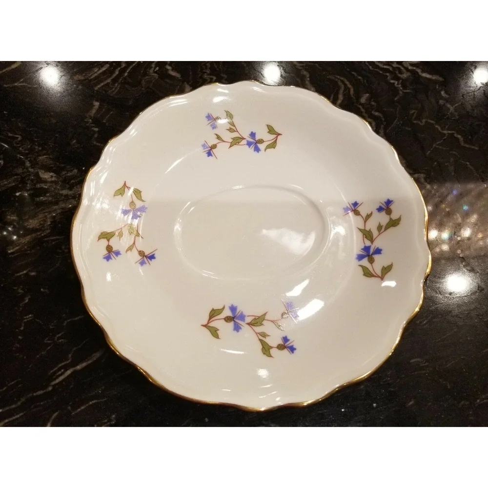 Moss Antiques La Nouvelle Orleans Gravy Boat w Saucer & 2 Handles Mardi Gras